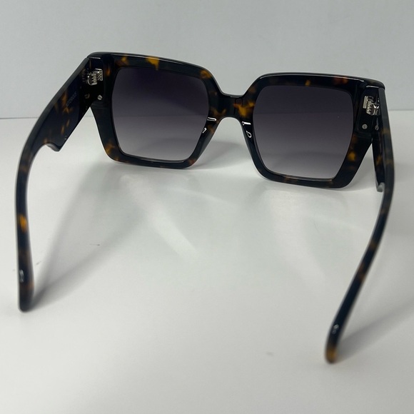 Quay Australia Notorious‎ Neutral Tort Frame w/ Smoke Lens!! NEW!!!! ??️ main image 16
